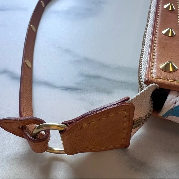 Iconic, Authentic Louis Vuitton Monogram Multicolore Pochette Accessoires - Picture 6 of 16